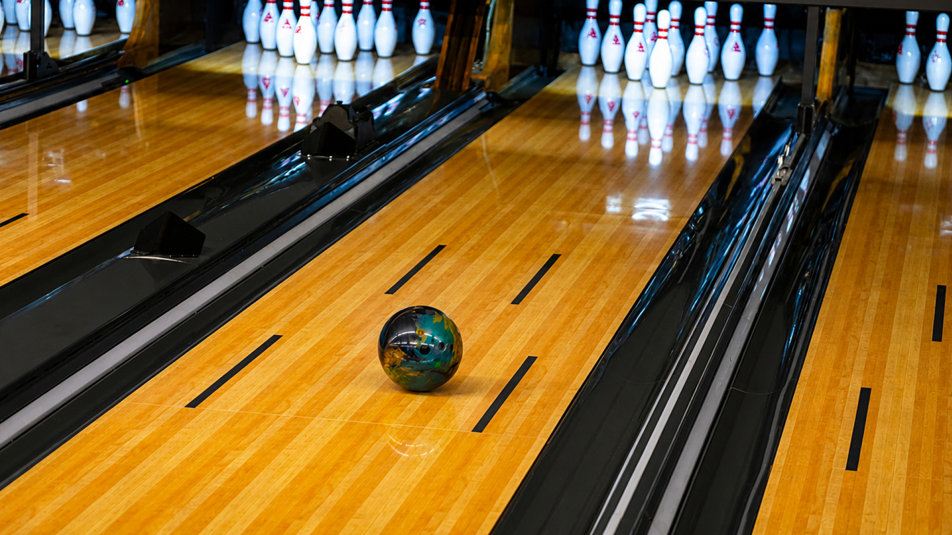 banner-spl-select-lanes-lanes-qubicaamf-bowling-products-16-9.jpg